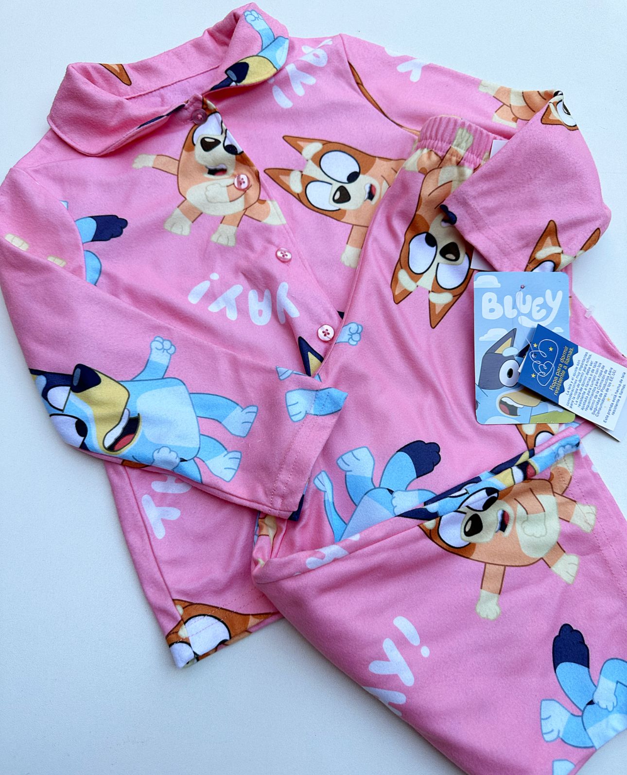 Kabü Store on Instagram: Pedido listo ❤️❤️❤️ Demasiado bellas estas pijamas  de Bluey navideño❤️❤️ Tenemos disponibles por pedido!!❤️ ✨Tallas: 12m a 5 (  algunas se han agotado) 🏷️Precio: $38 el set  #blueypanama#blueynavidad#niñospamama